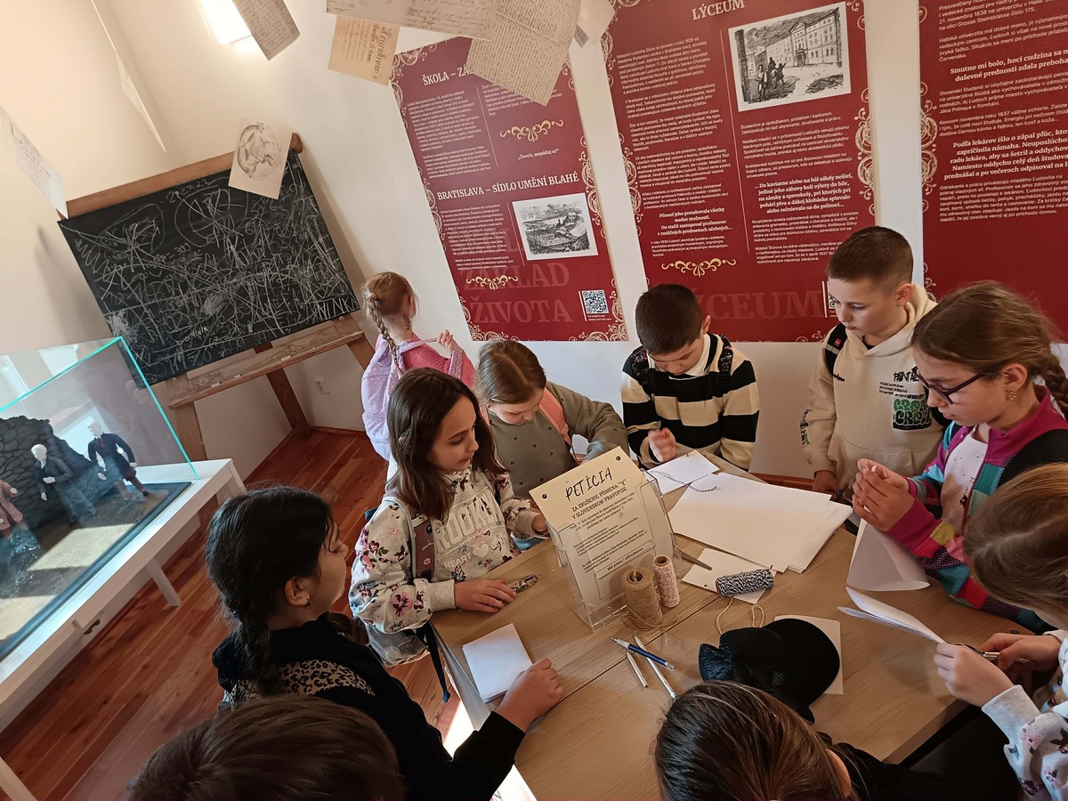 a9c2b4d6 777c 4098 9530 77d4c276002c