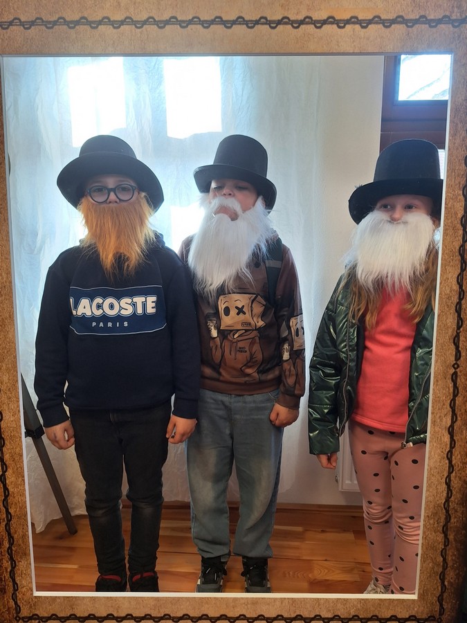 a9c2b4d6 777c 4098 9530 77d4c276002c